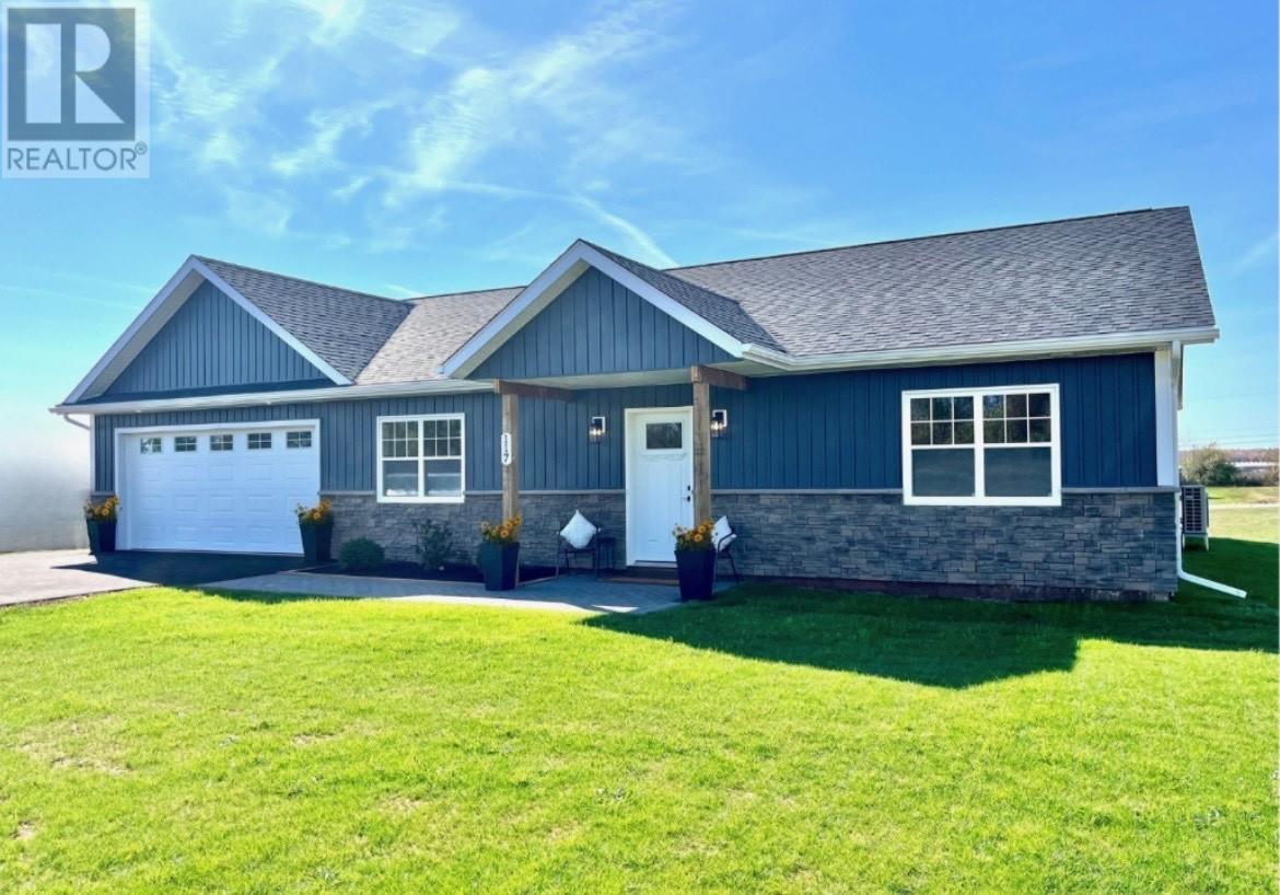117 Waters Edge Ln, Cornwall, PE C0A 1H4