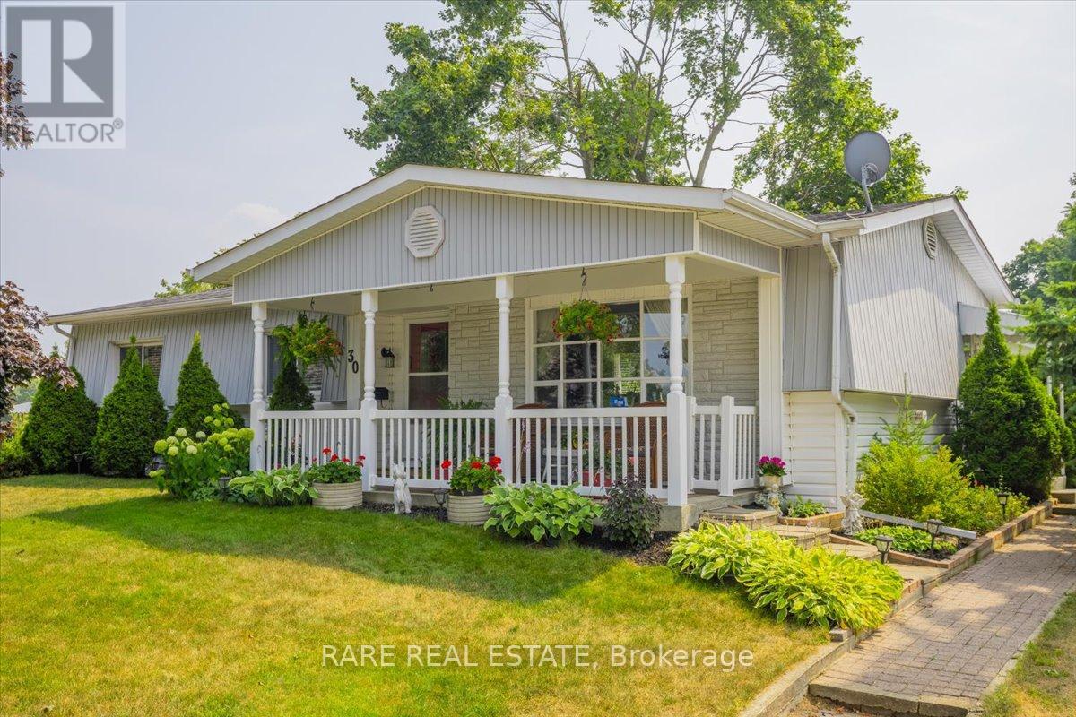 30 Main St, Innisfil, ON L9S 1L9