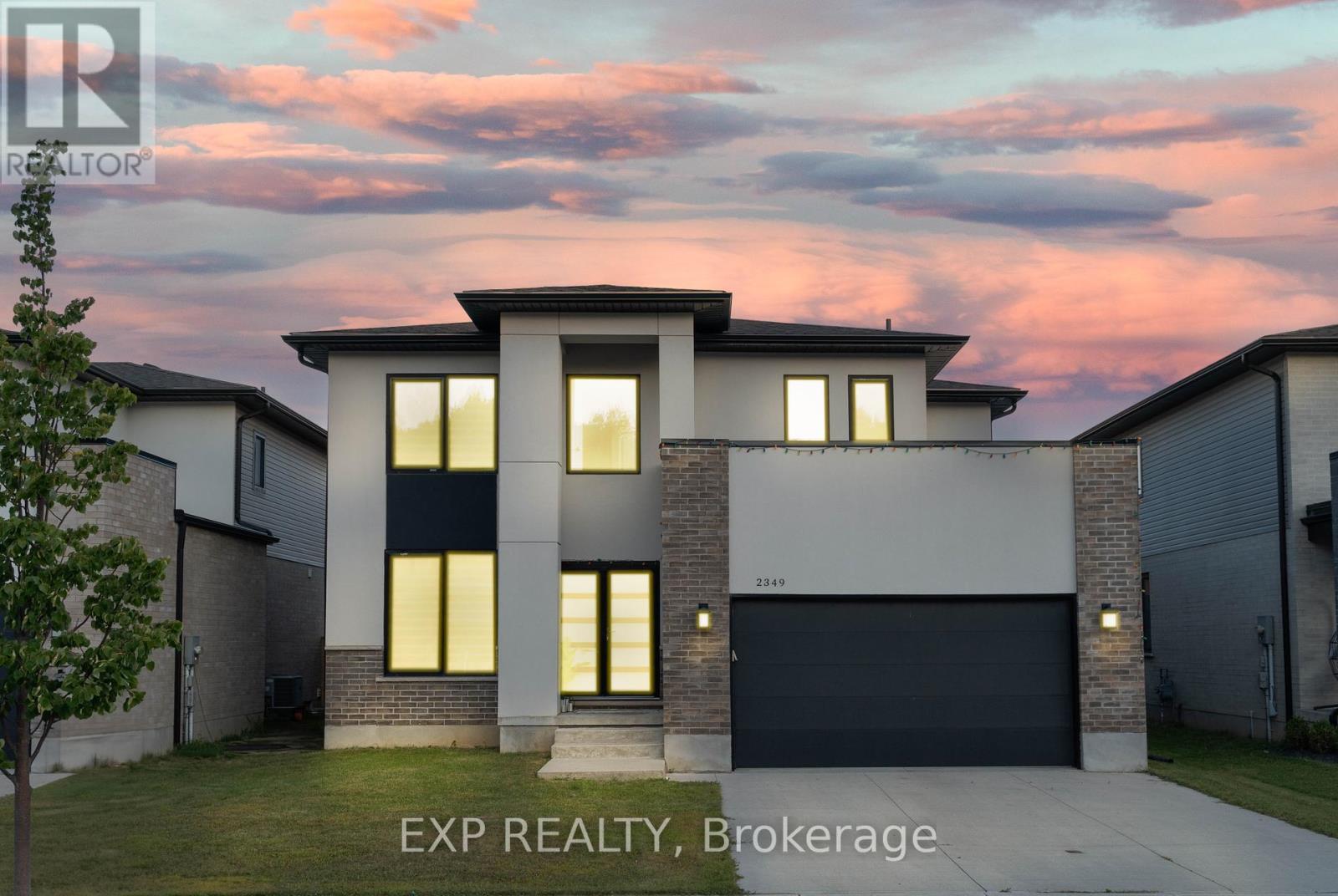 2349 Red Thorne Ave, London, ON N6P 0E8