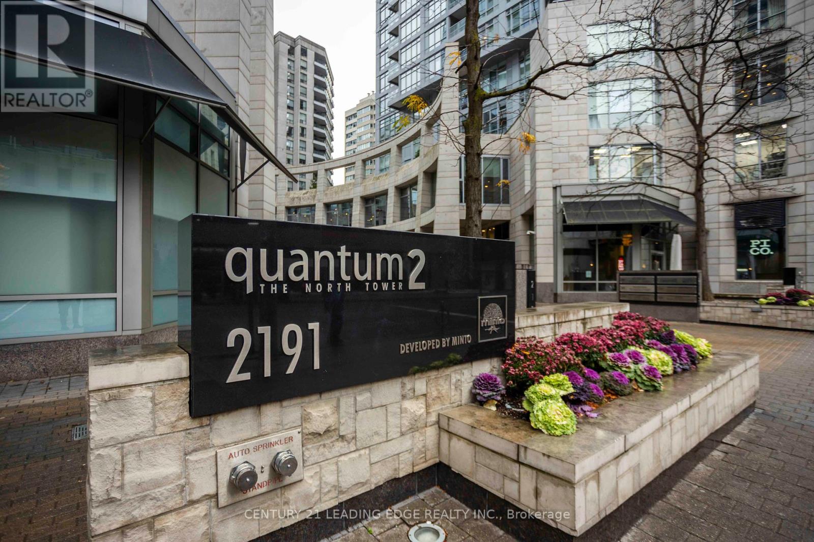 2191 Yonge St L5 St, Toronto, ON M4S 3H8
