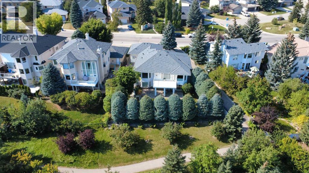 2922 Signal Hill Dr SW, Calgary, AB T3H 2W1