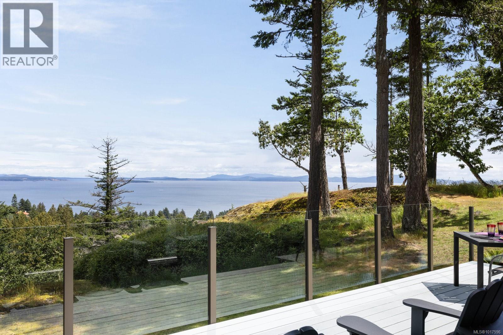 942 Boulderwood Rise Unit 14, Saanich, BC V8Y 3H5