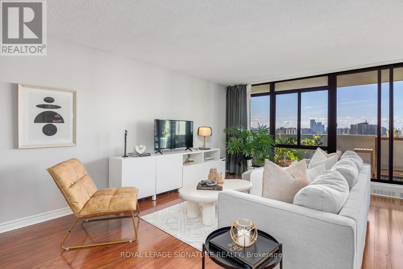 1107 3300 Don Mills Rd, Toronto, ON M2J 4X7