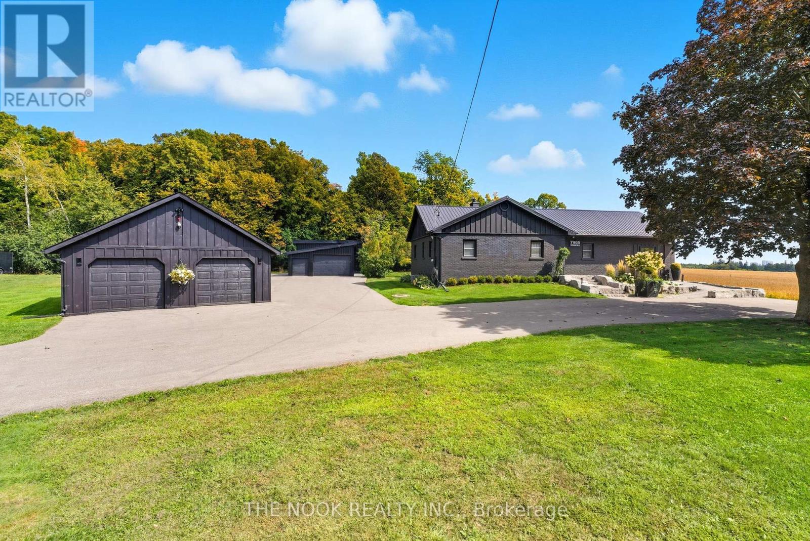 7905 Thickson Rd N, Whitby, ON L1M 2A6