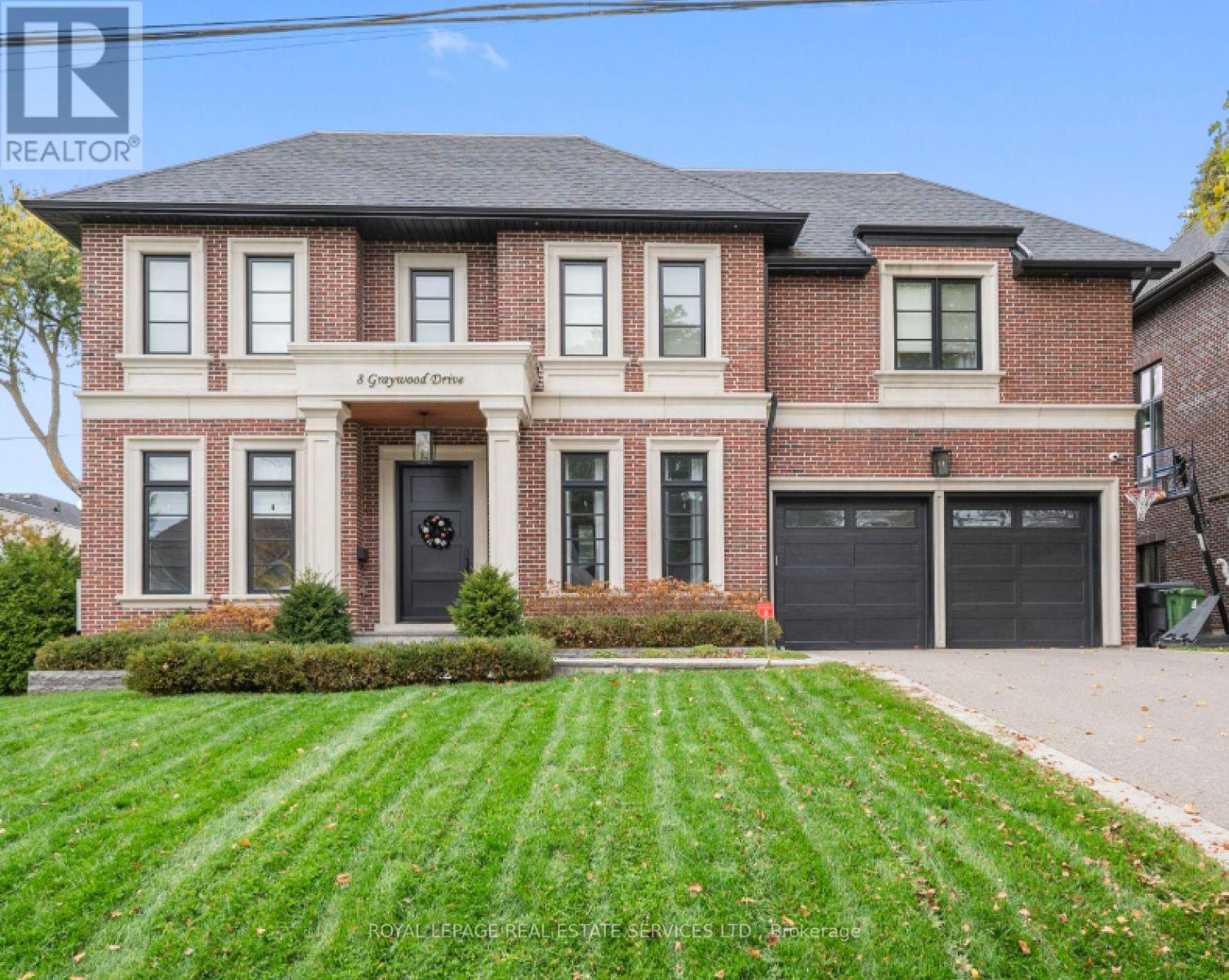 8 Graywood Dr, Toronto, ON M9A 1P6
