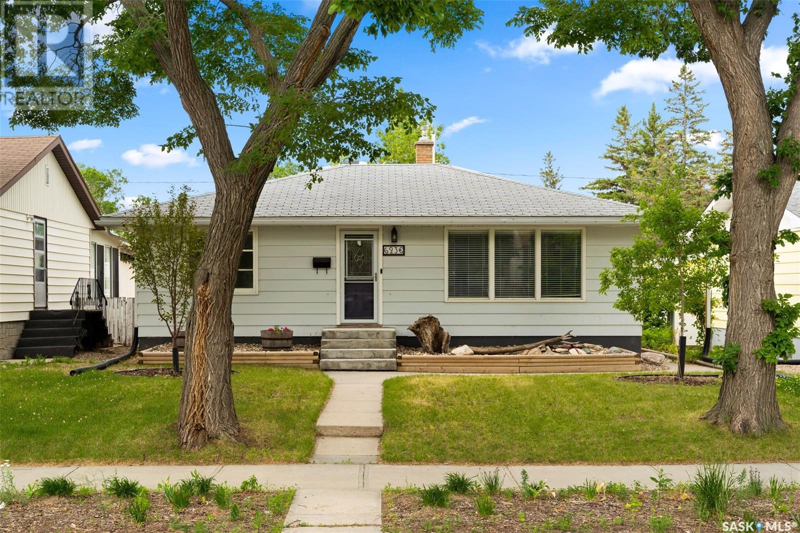 623 Broadway Ave E, Regina, SK S4N 1A2