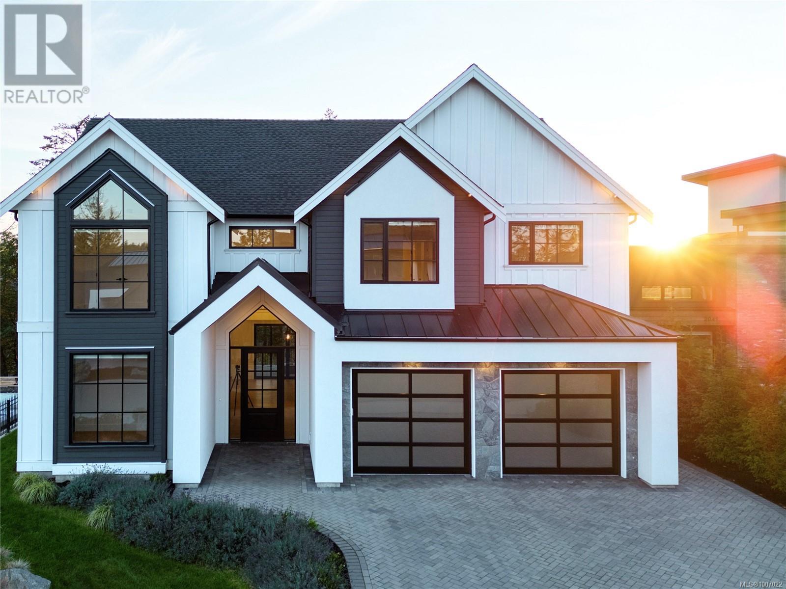 2045 Pinehurst Ter, Langford, BC V9B 3S3