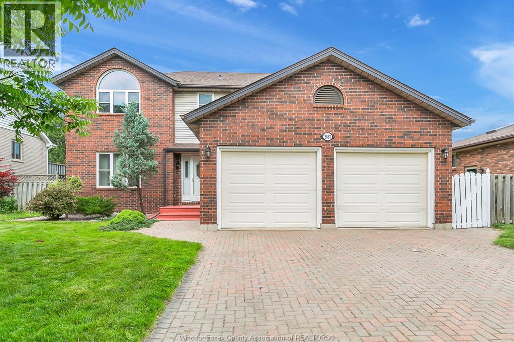 2862 Mangin Cres, Windsor, ON N9E 4K9