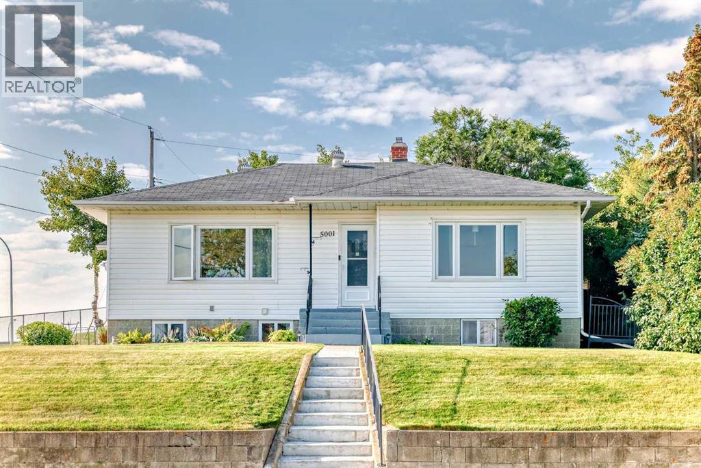 44 Ave Unit 5001, Ponoka, AB T4J 1J6