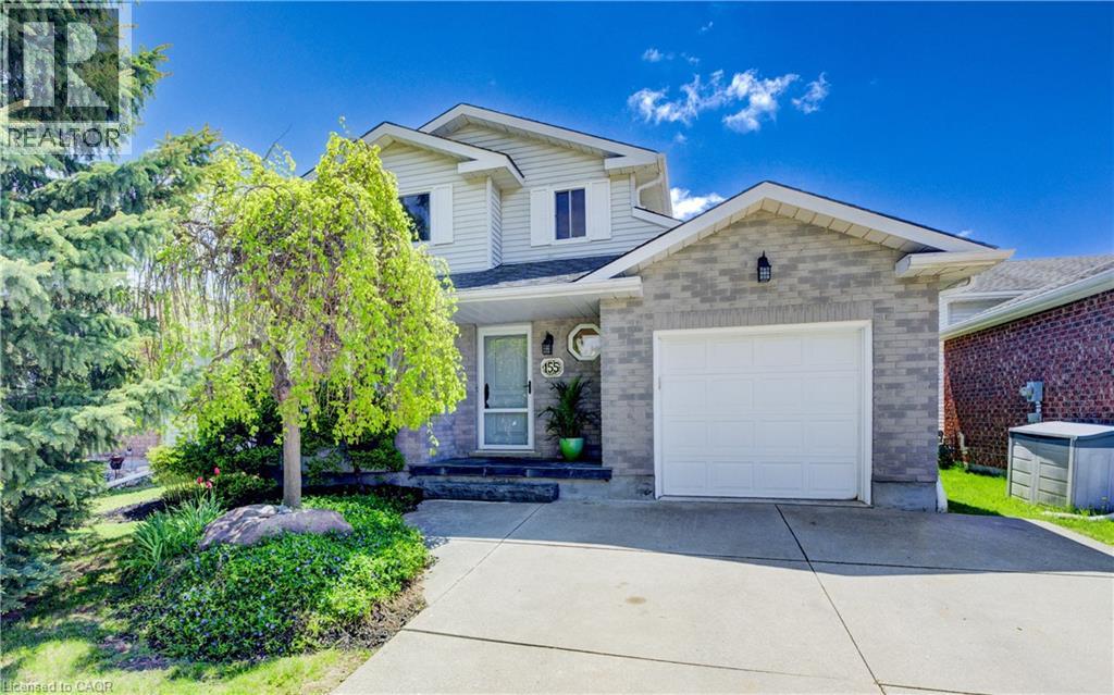 155 Bankside Dr, Kitchener, ON N2N 3E4