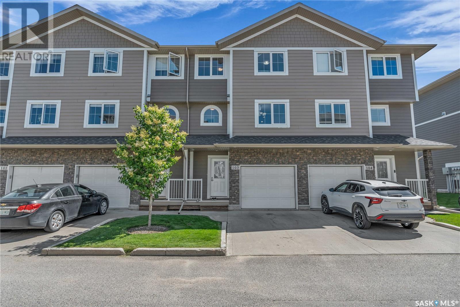 212 Willis Crescent Unit 103, Saskatoon, SK S7T 0R6