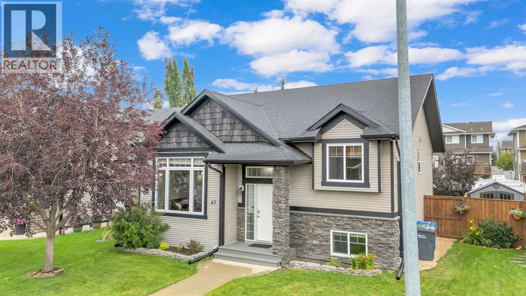 43 Stephenson Cres, Red Deer, AB T4R 0L4