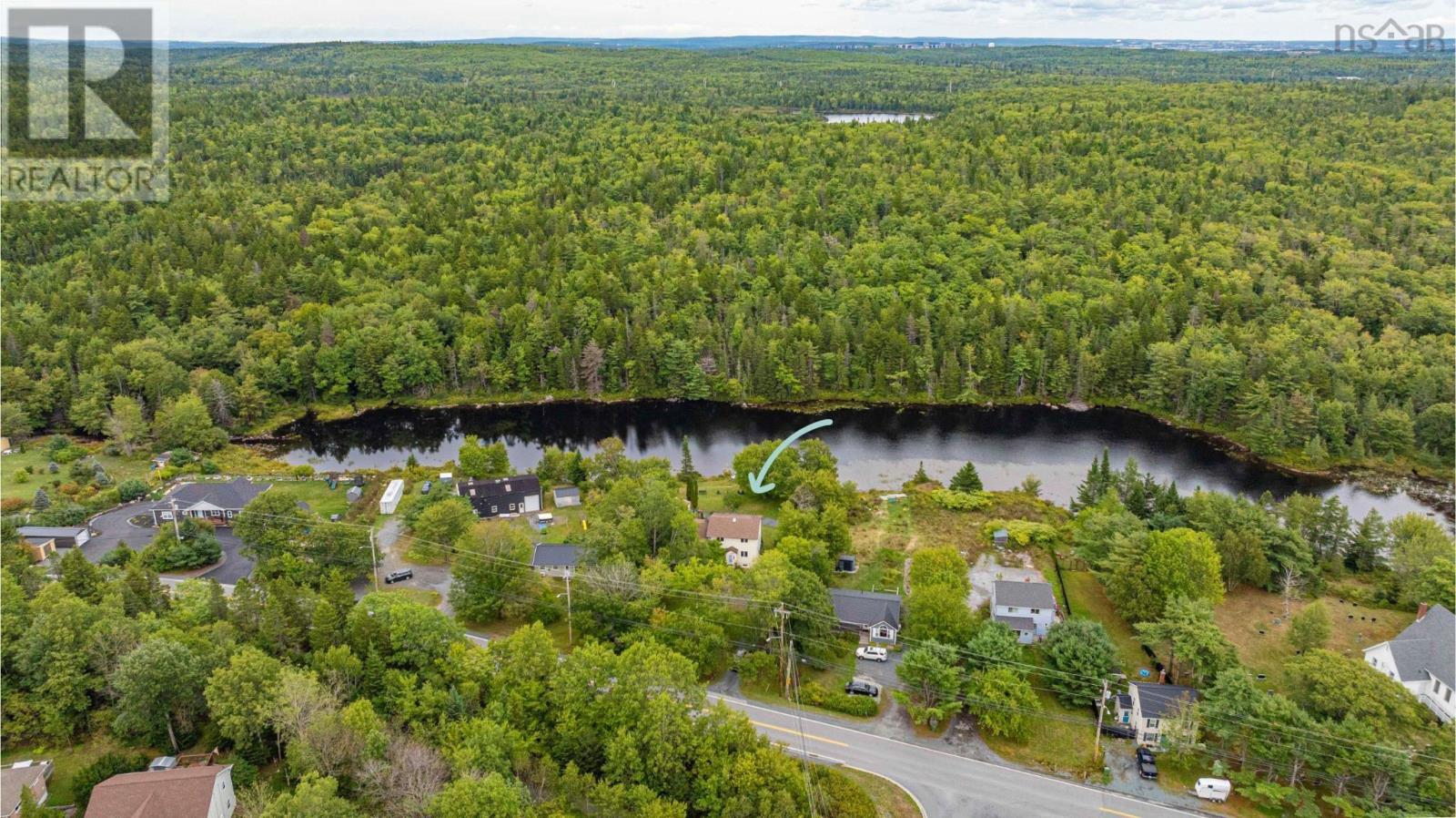 2571 St Margarets Bay Rd, Timberlea, NS B3T 1H2
