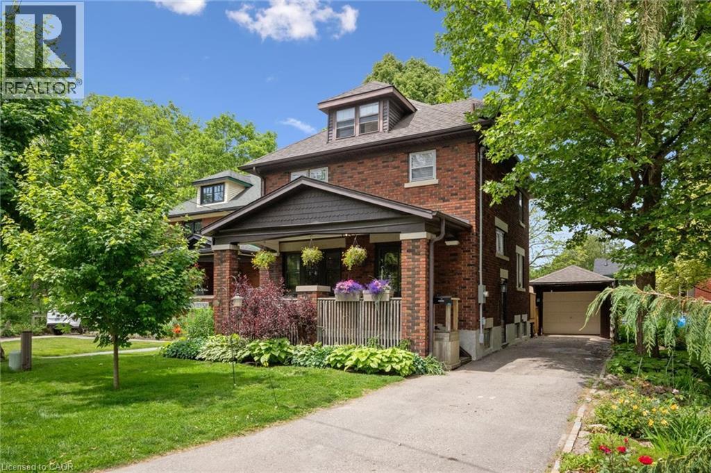 180 David St, Kitchener, ON N2G 1Y5