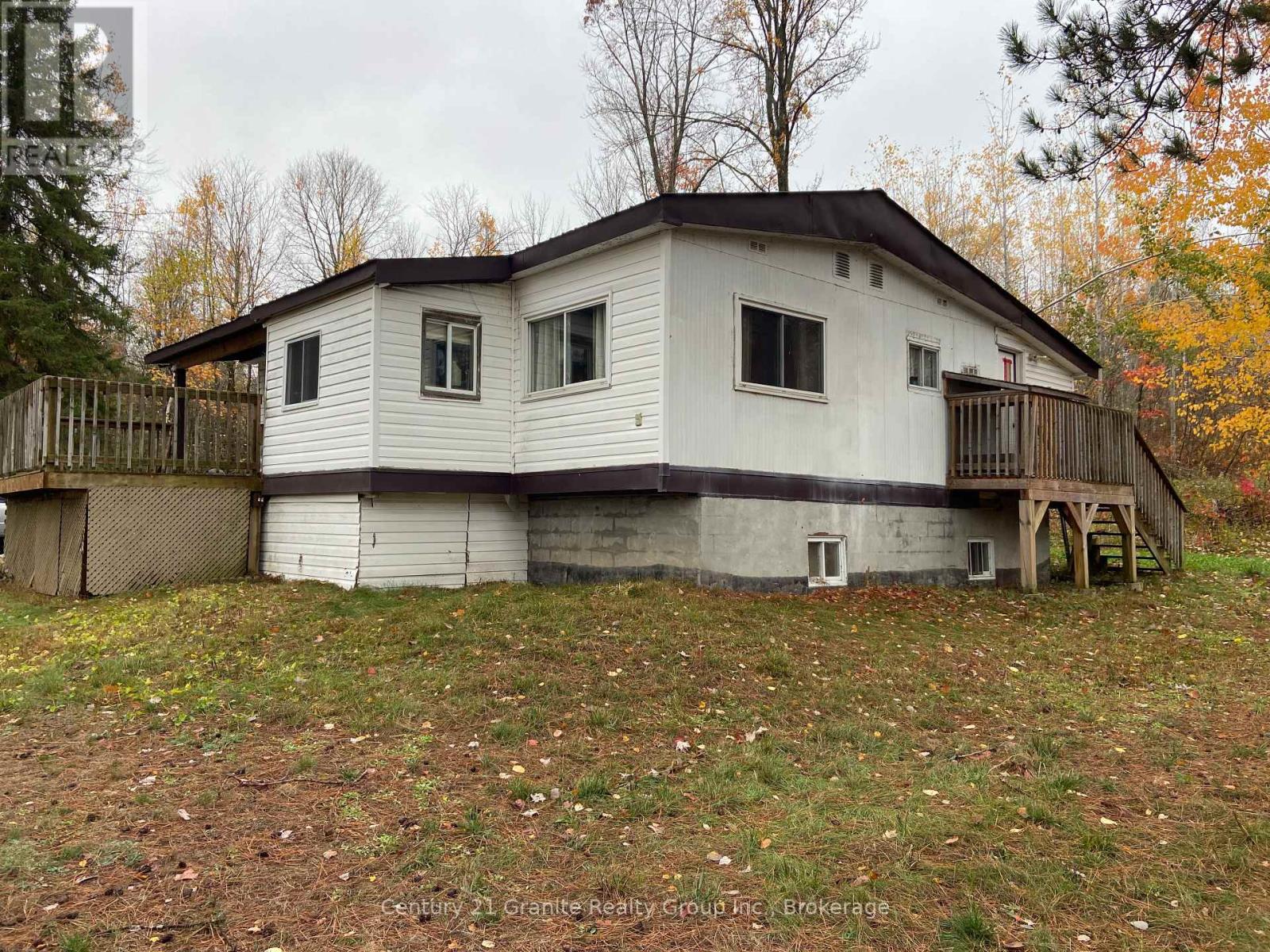 1046 Lutterworth Pines Rd E, Minden Hills, ON K0M 2K0