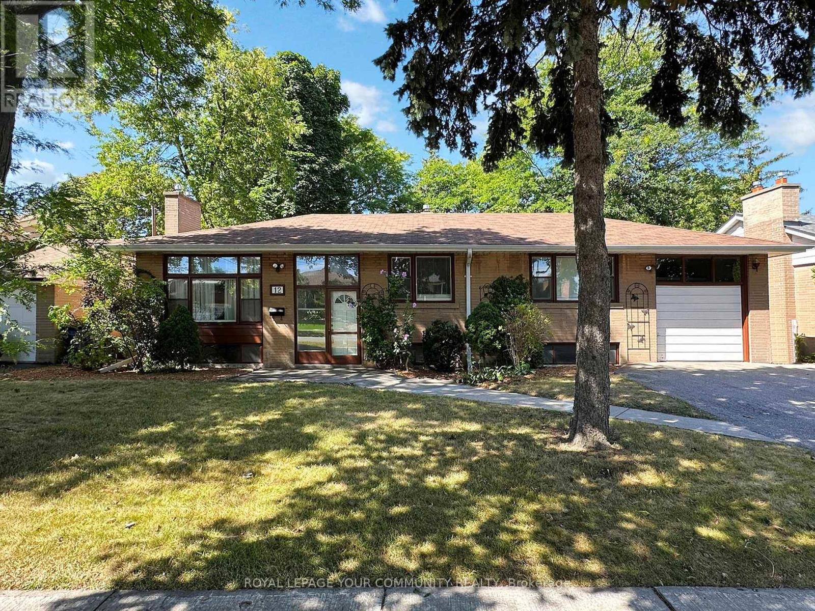 12 Nobert Rd, Toronto, ON M1T 1C1
