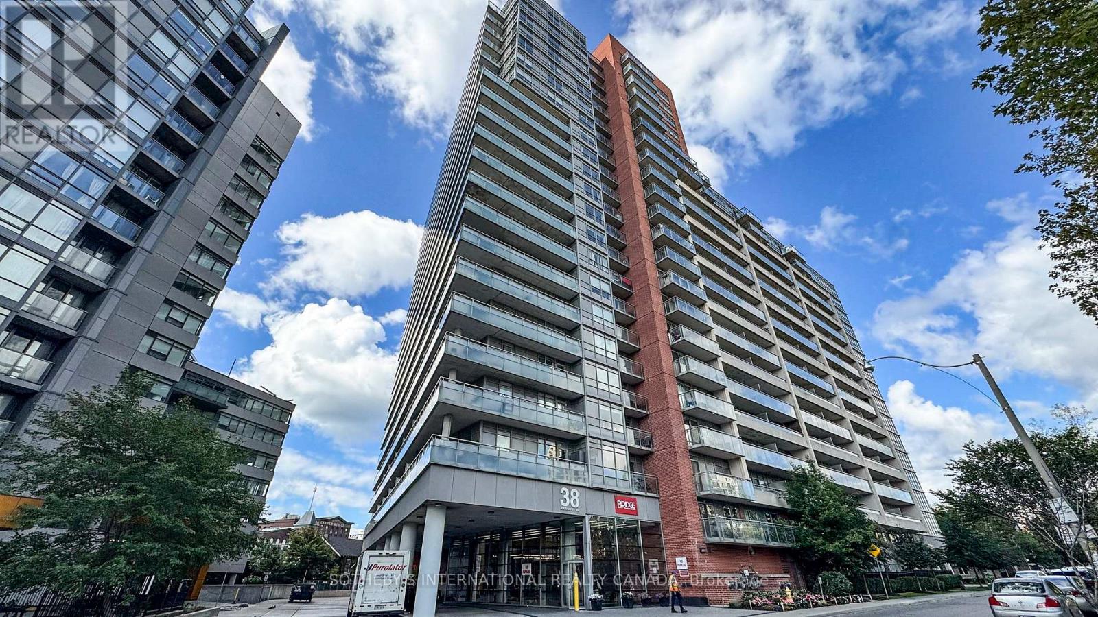 1123 38 Joe Shuster Way, Toronto, ON M6K 1E6