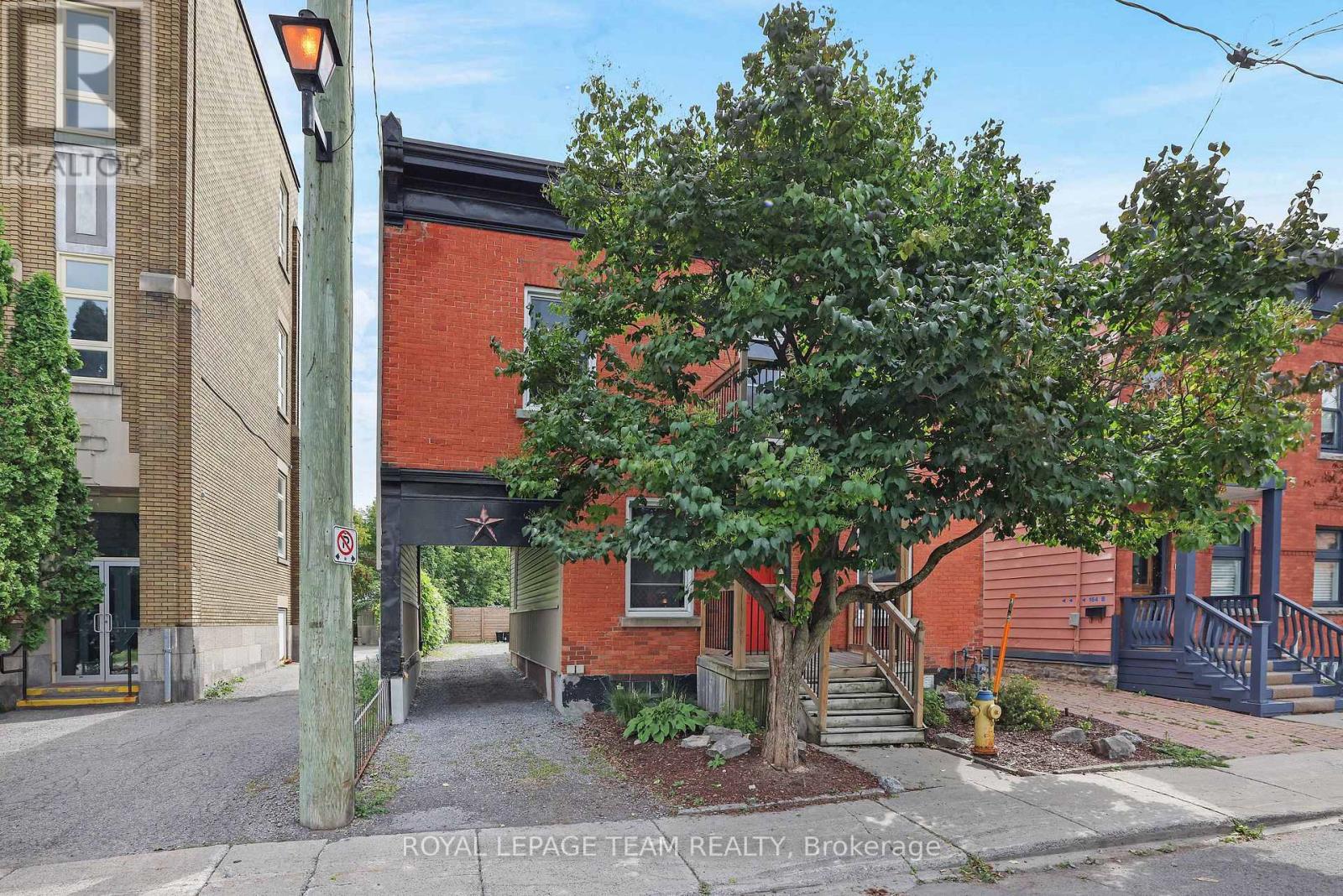166 Guigues St, Ottawa, ON K1N 5H9