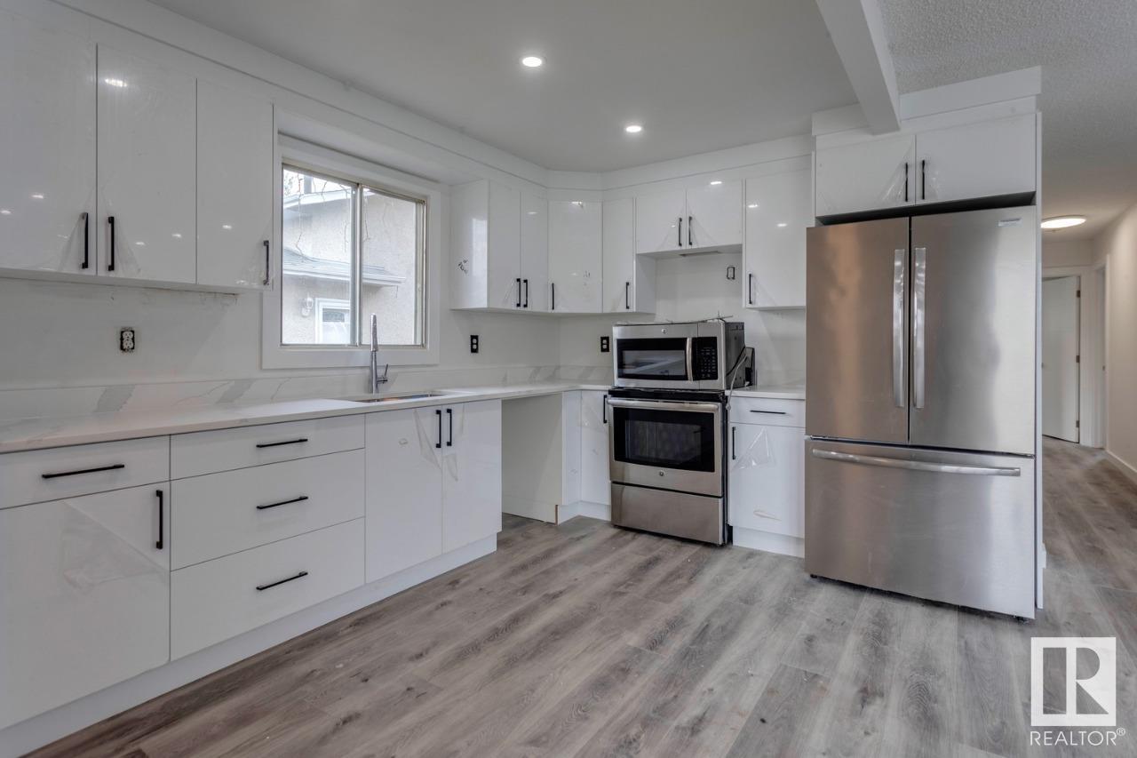 34 St Nw Unit 14528, Edmonton, AB T5Y 2J2