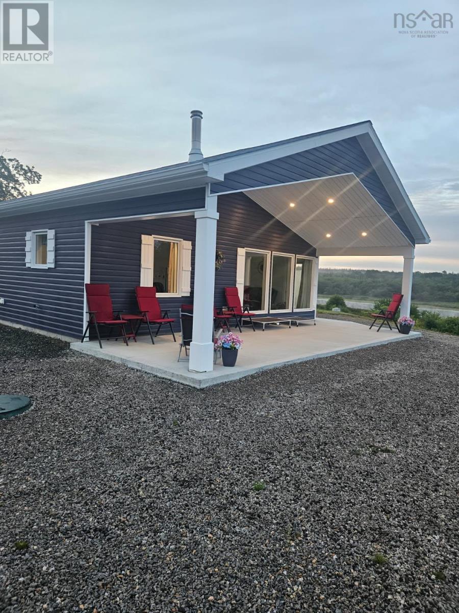 54 Scotts Dr, Summerville, NS B5A 5J5