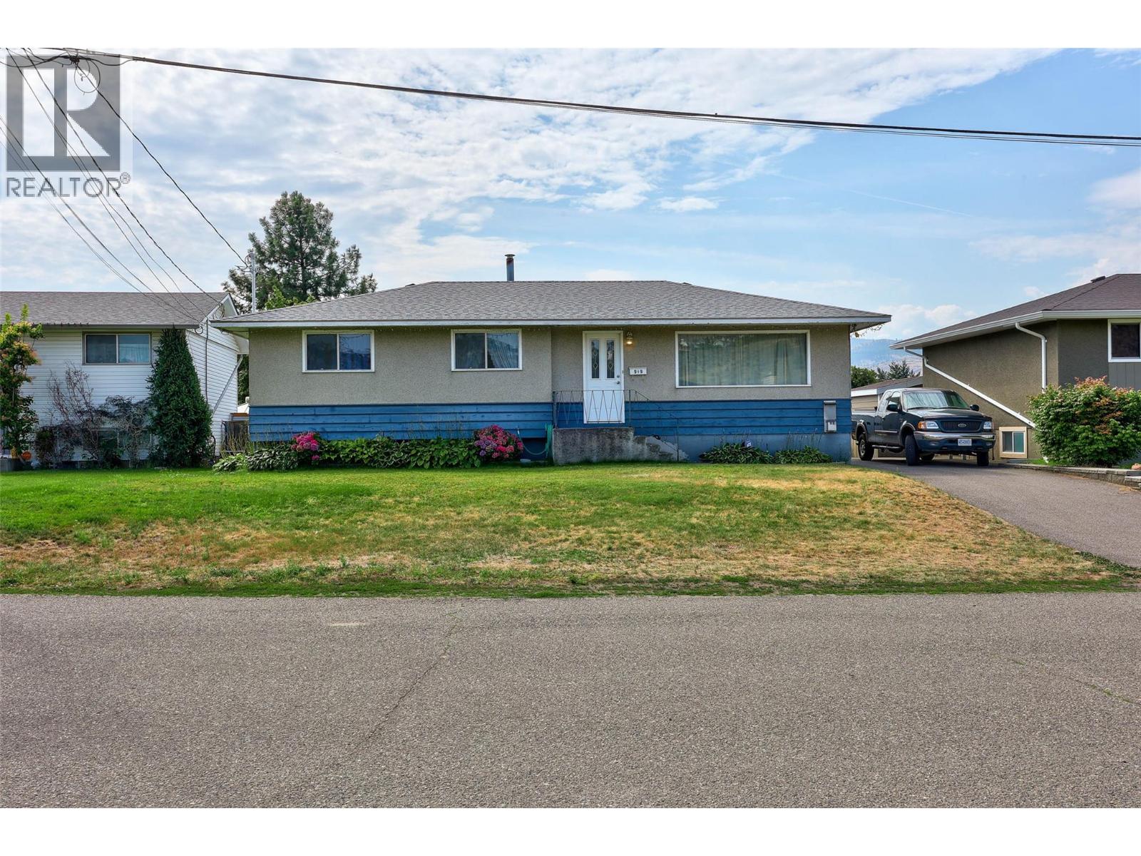 919 Cranbrook Pl, Kamloops, BC V2B 2A8
