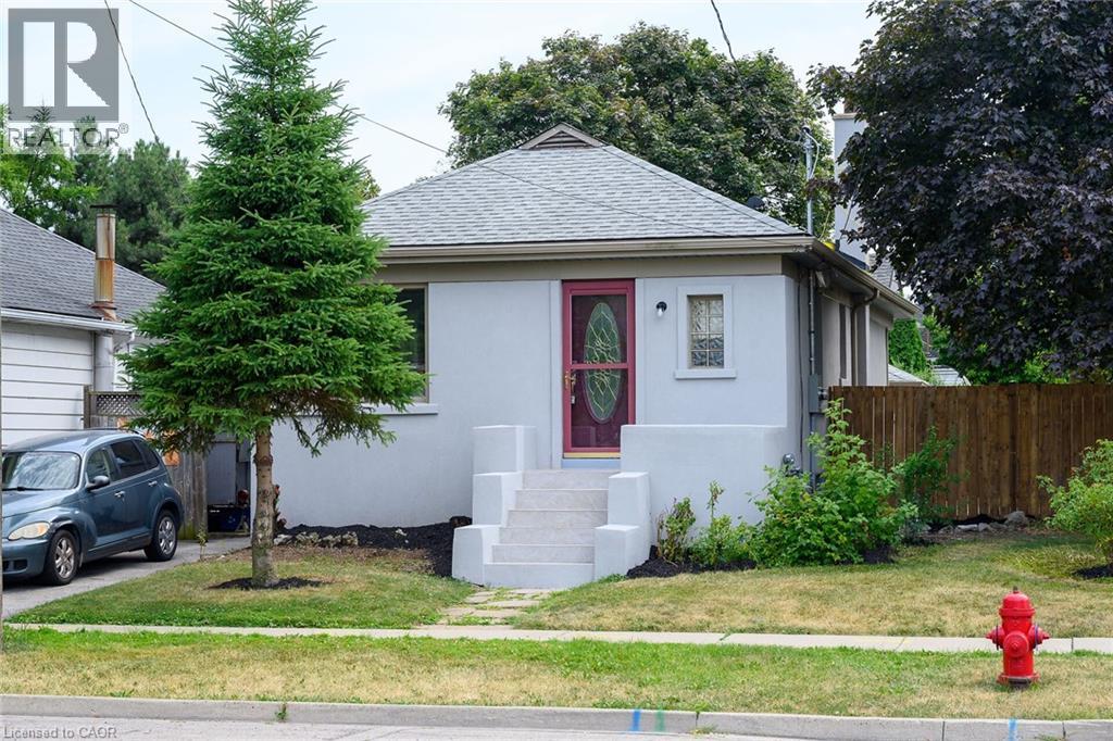 258 Brucedale Ave E, Hamilton, ON L9A 1P7