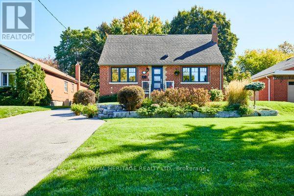 35 Glen Muir Dr, Toronto, ON M1M 2C6