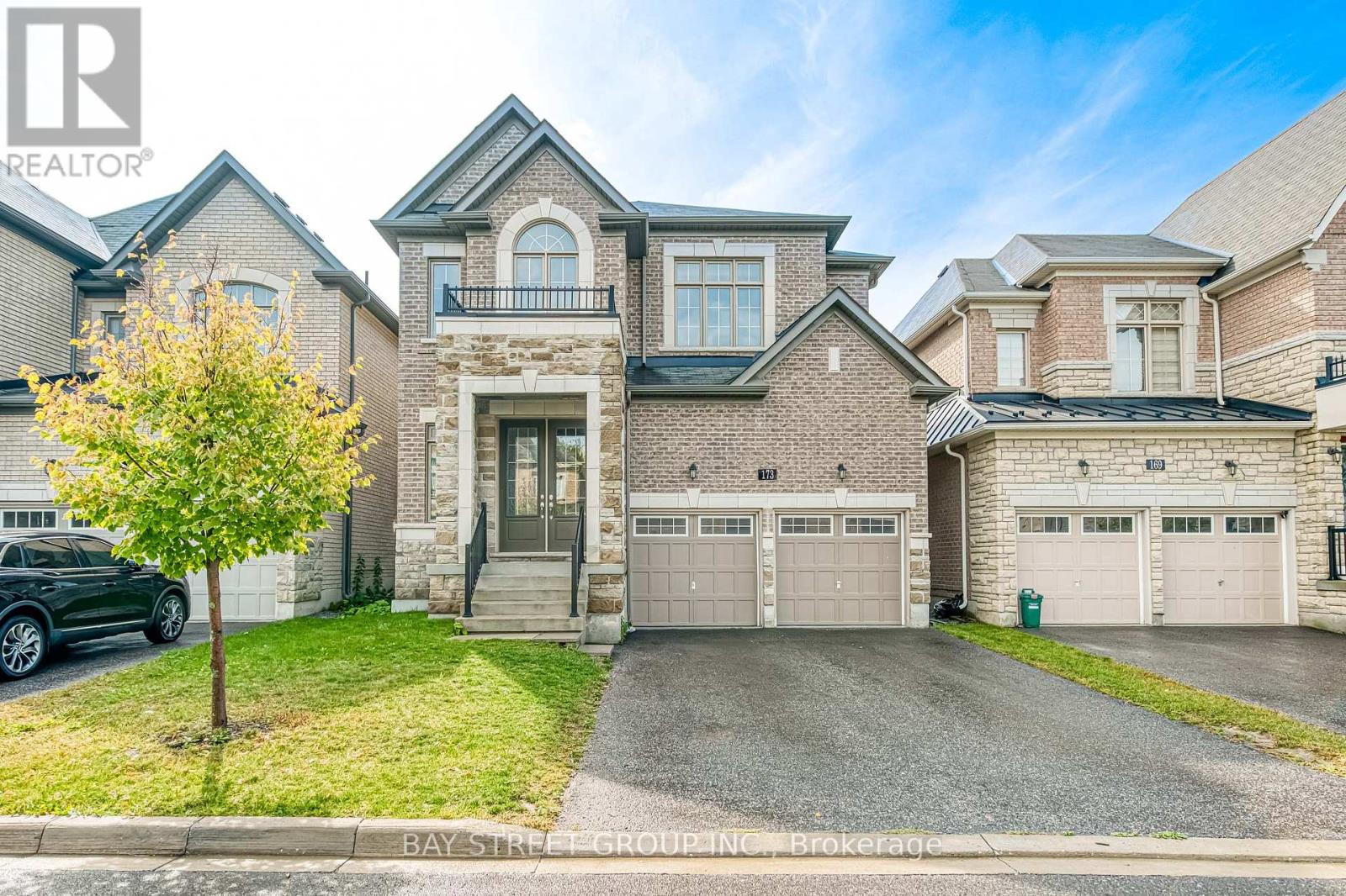 173 Conklin Cres, Aurora, ON L4G 0Z2
