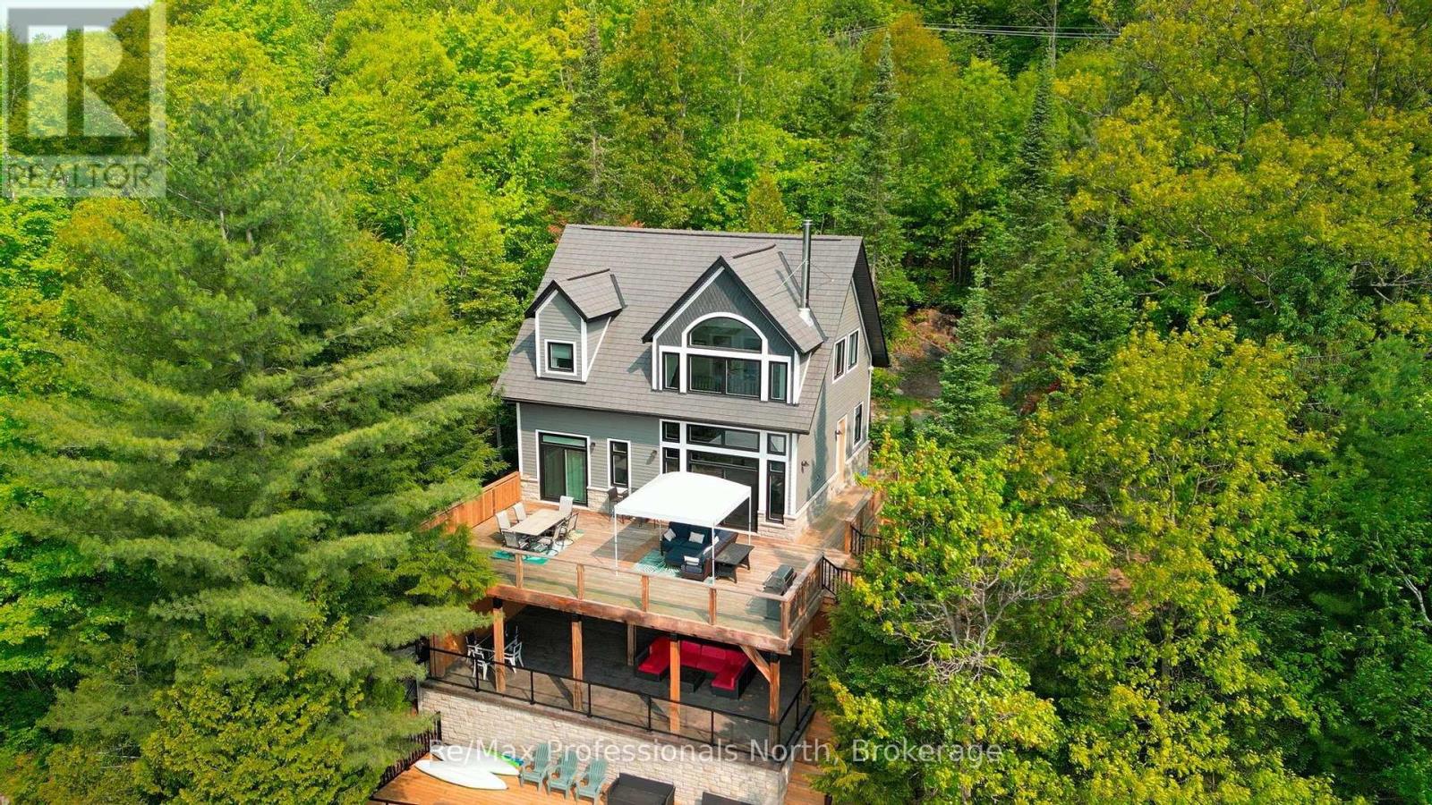 1024 Albert Ln E, Algonquin Highlands Sherborne, ON P0E 1E0