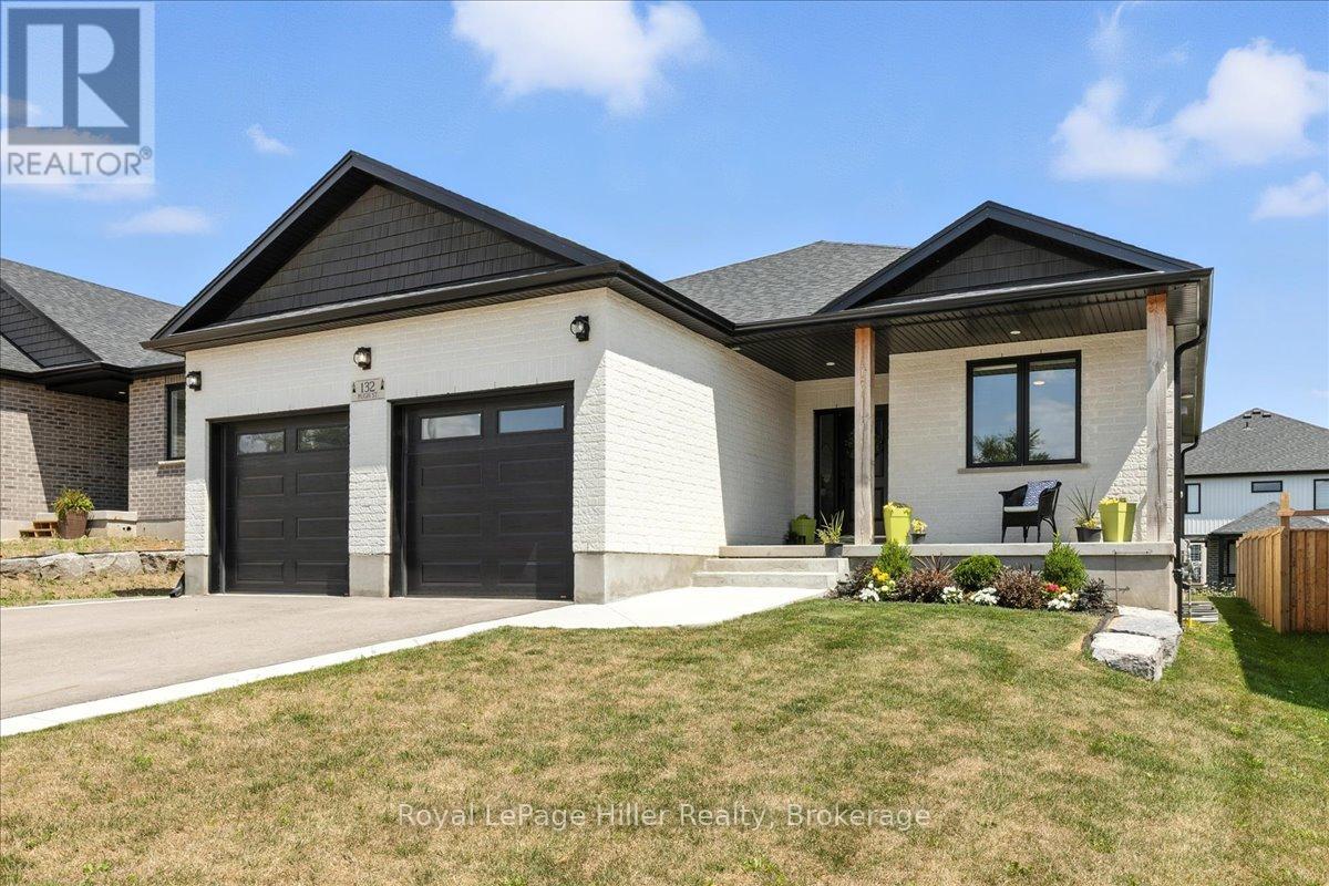 132 Pugh St, Perth East, ON N0K 1M0