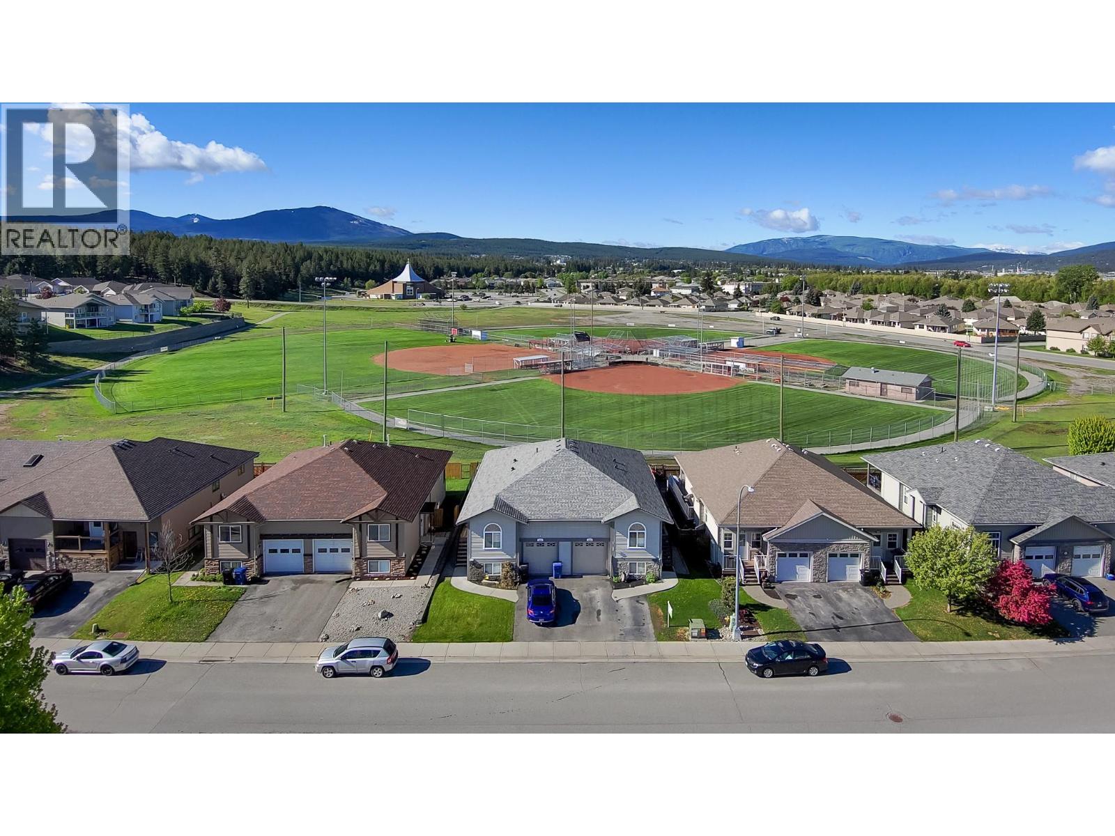 1849 Kelowna Crescent Unit A, Cranbrook, BC V1C 6L6