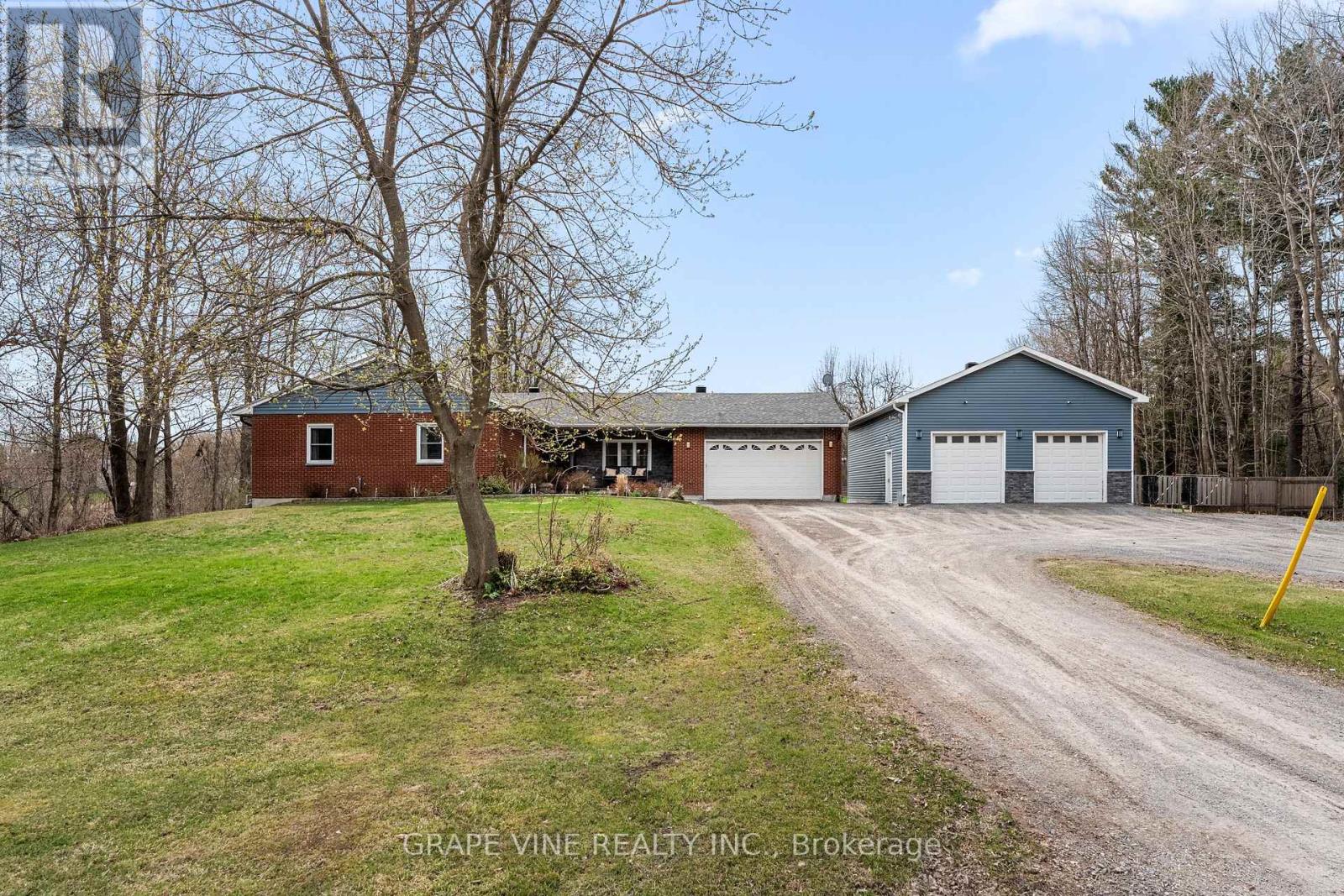 2021 Des Pins St, The Nation, ON K0A 2M0