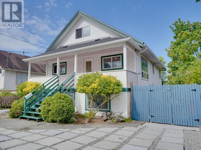 4279 Joyce Ave, Powell River, BC V8A 2Z9