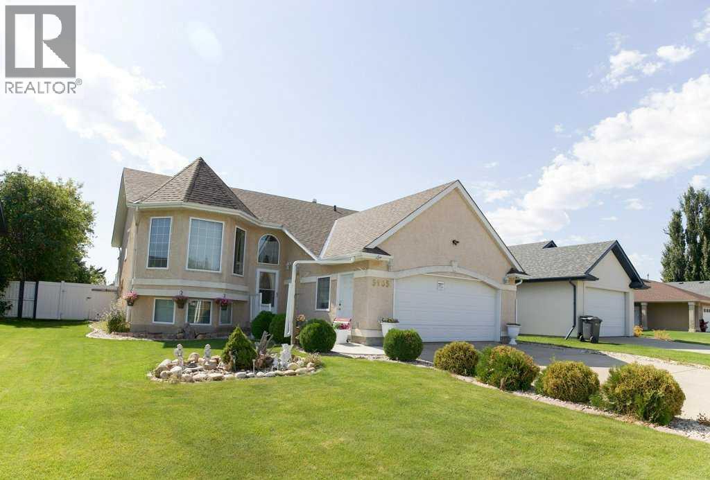 61 Avenue Unit 5905, Ponoka, AB T4J 1T8