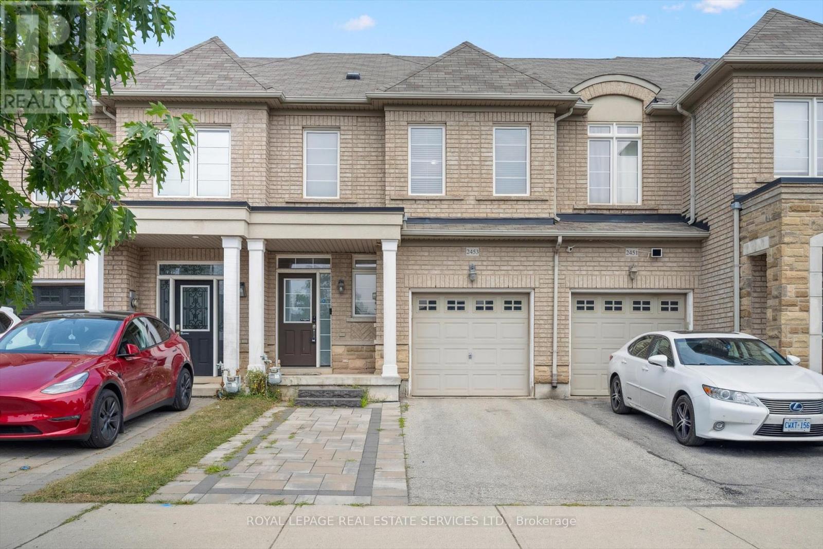 2453 Grand Oak Trl, Oakville, ON L6M 0J3