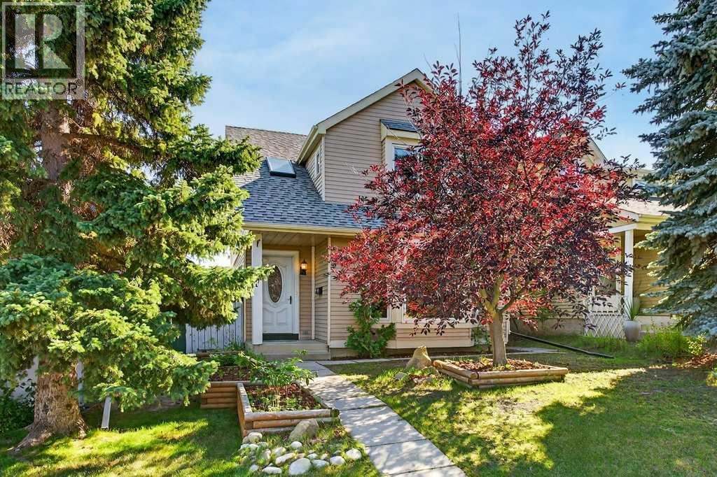 7 Strathearn Rise SW, Calgary, AB T3H 1R5
