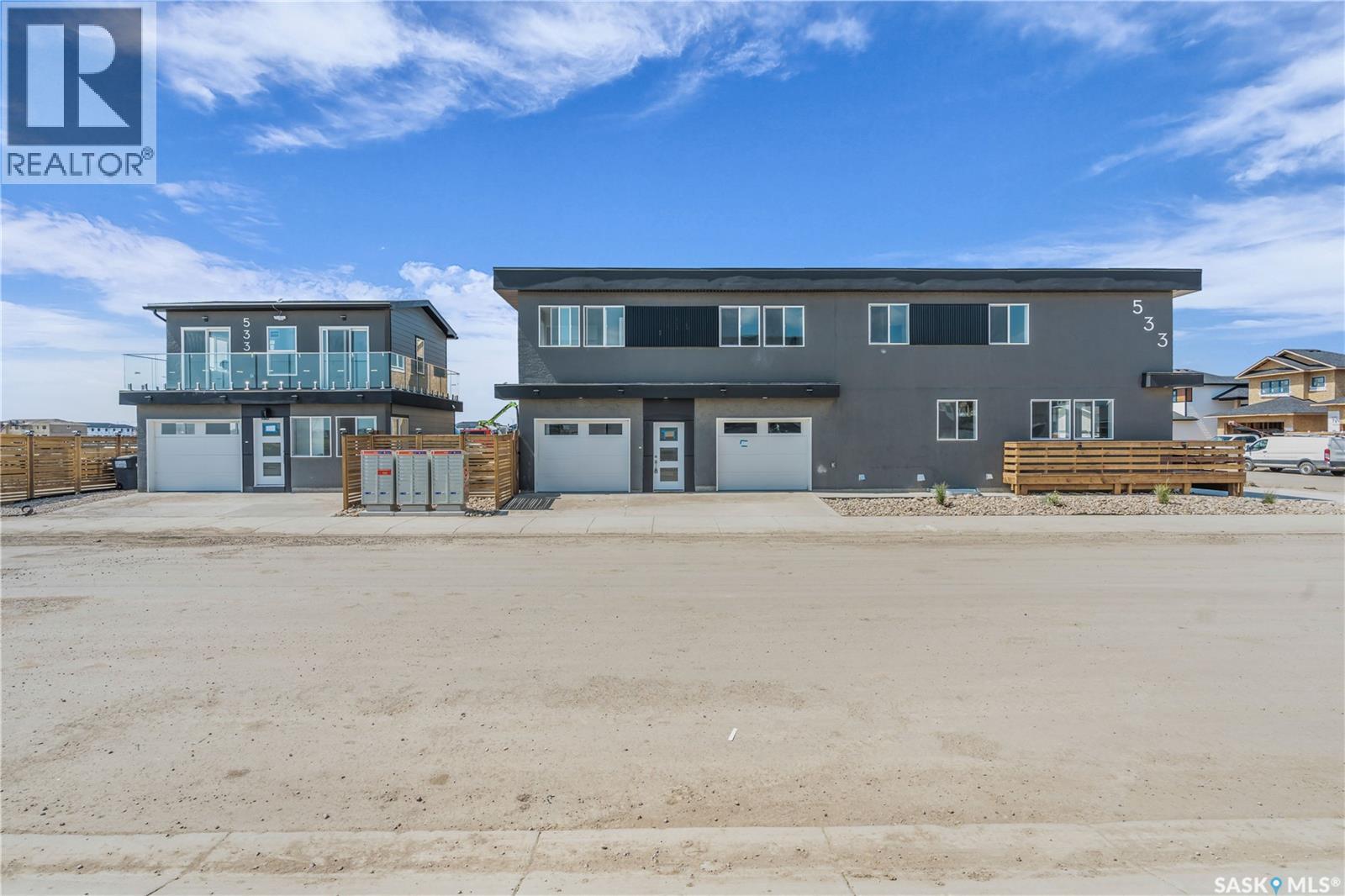 533 Sharma Cres, Saskatoon, SK S7W 1K5