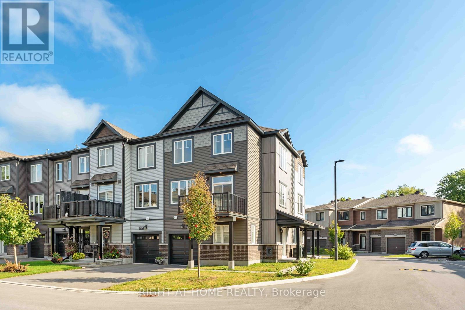 214 Attwell Private, Ottawa, ON K2K 0P6