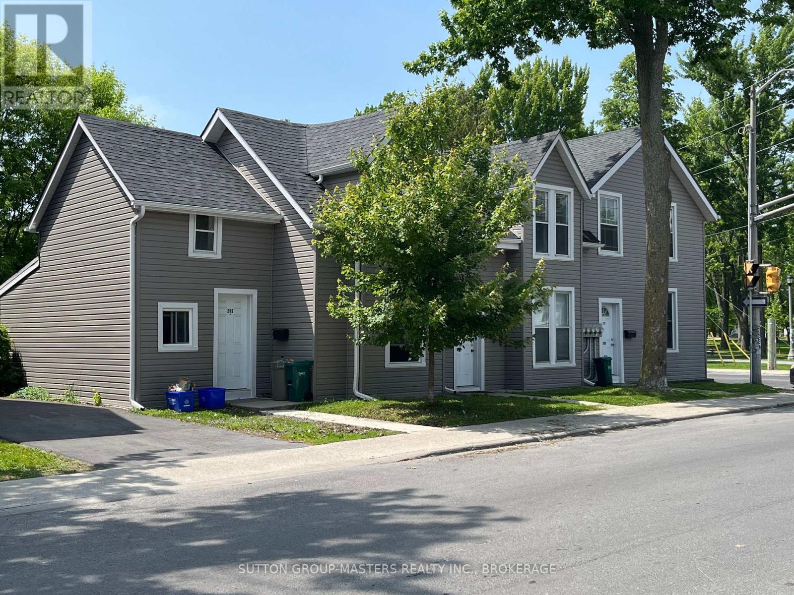 260 Alfred St, Kingston, ON K7L 3S2