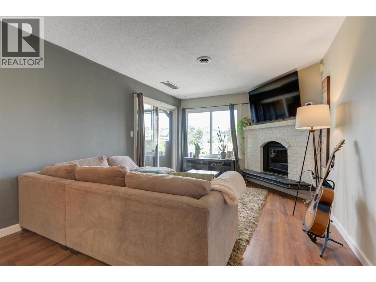 1665 Ufton Court Unit Apt 333, Kelowna, BC V1Y 8G7