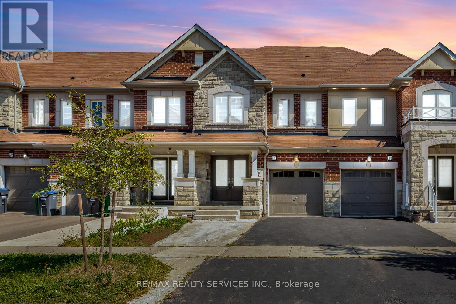 100 Golden Springs Dr, Brampton, ON L7A 0C7