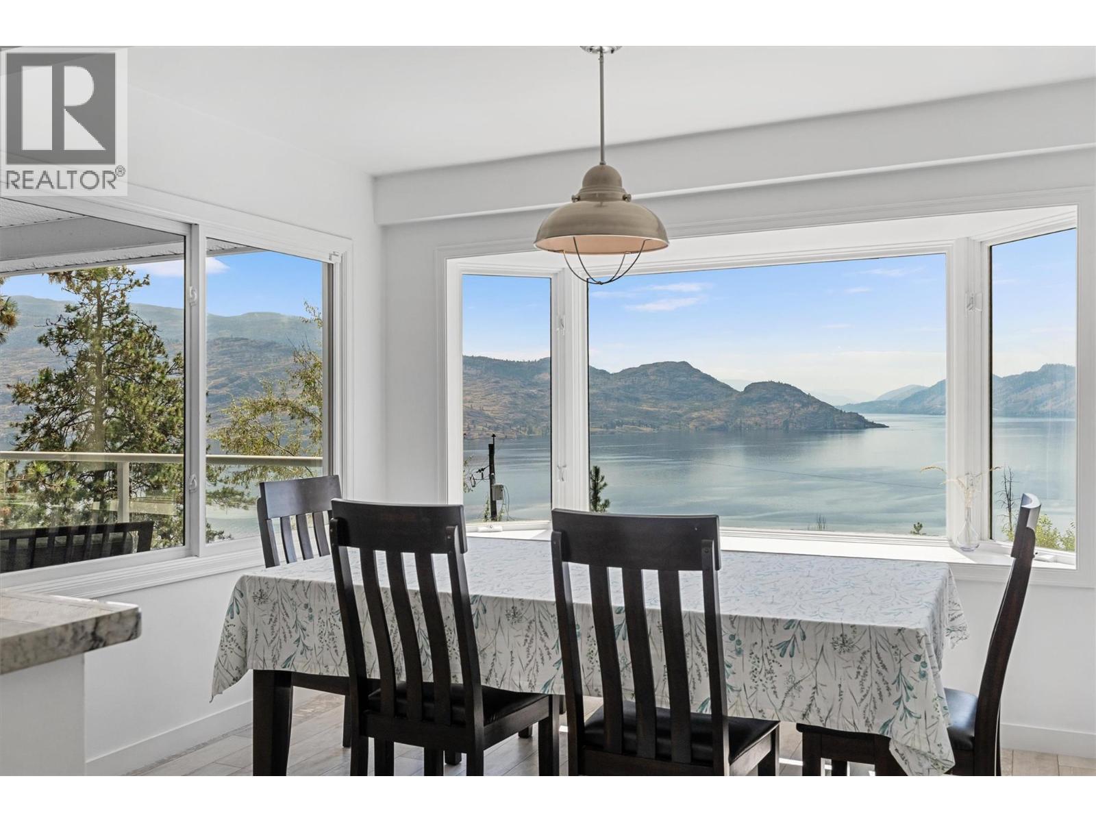 5815 Macgregor Rd, Peachland, BC V0H 1X4