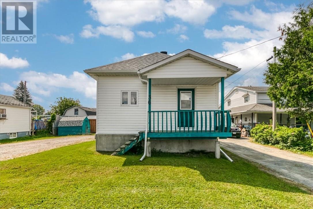 36 St Joseph St, Chelmsford, ON P0M 1L0