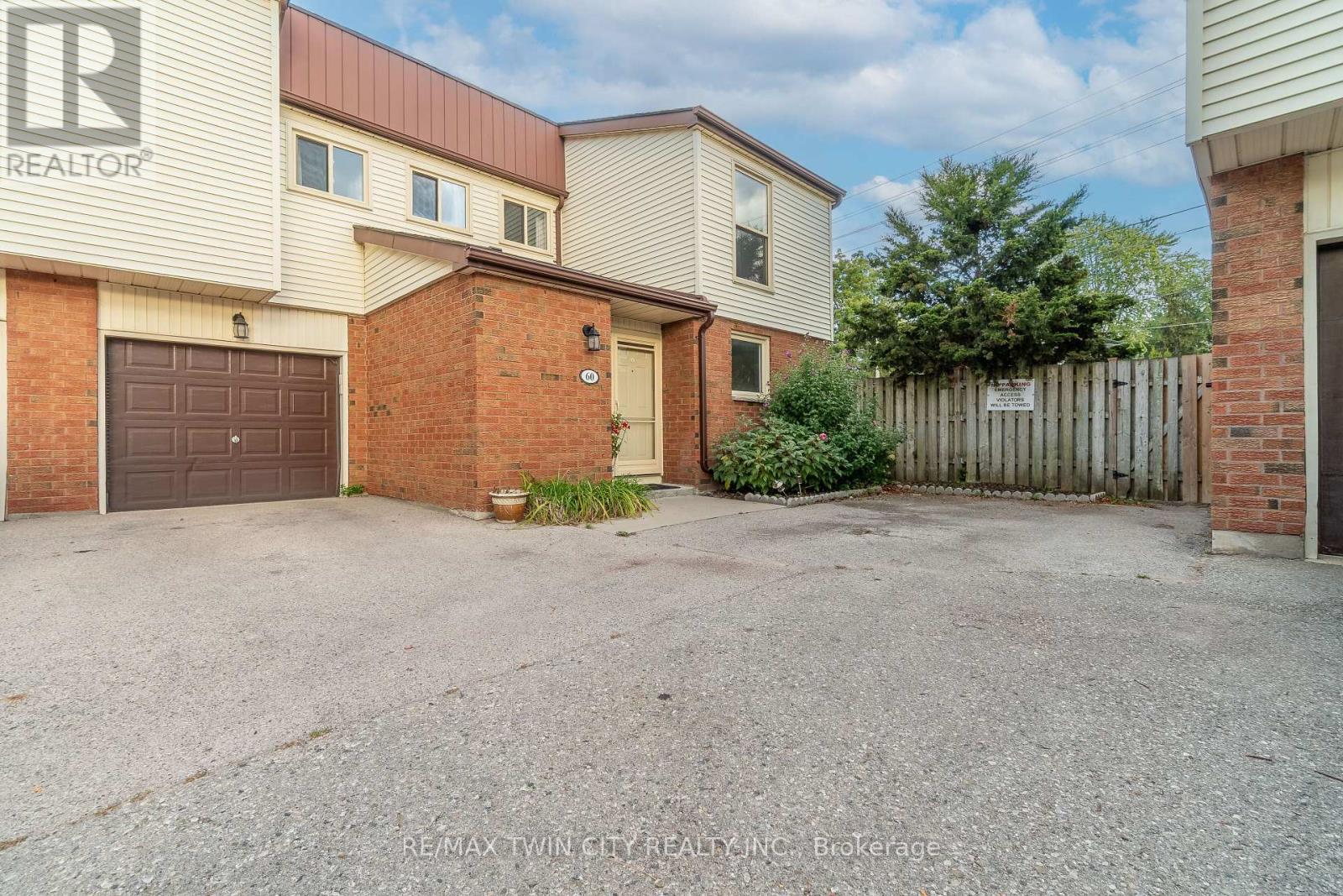 60 770 Fanshawe Park Rd E, London, ON N5X 1L5