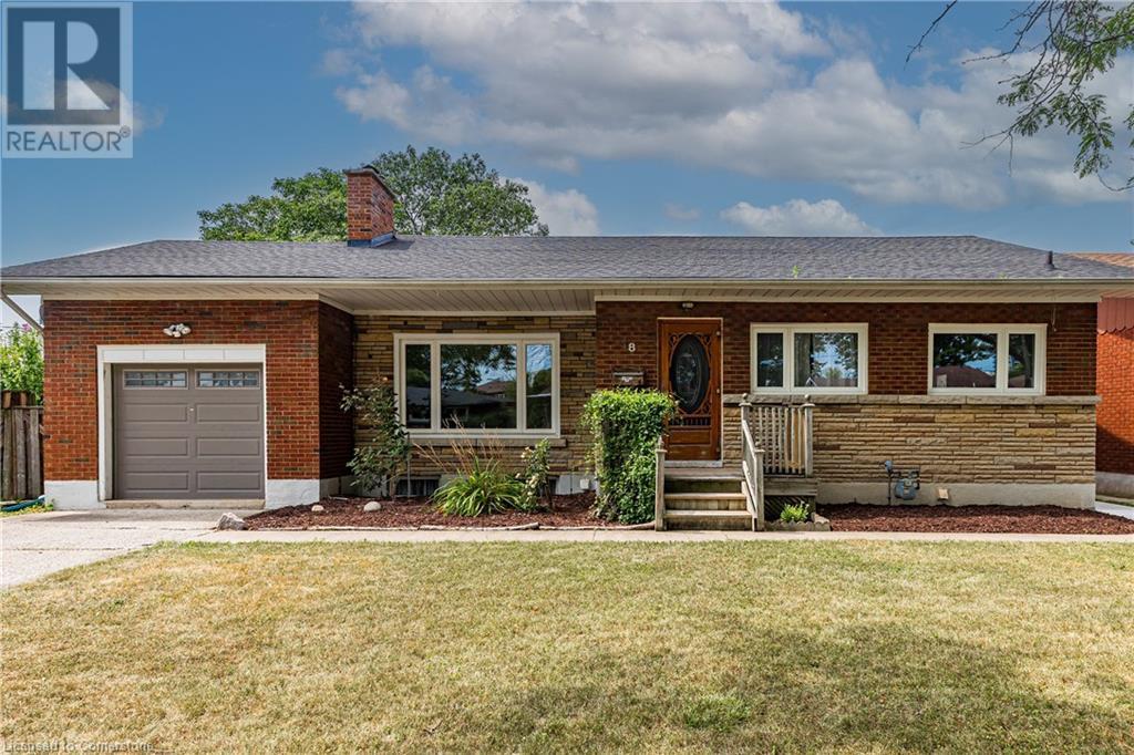 18 Masterson Dr, St. Catharines, ON L2T 3P1