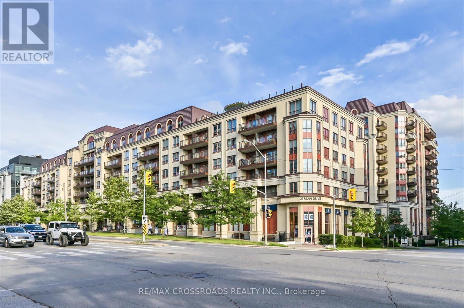 518 27 Rean Dr, Toronto, ON M2K 0A6