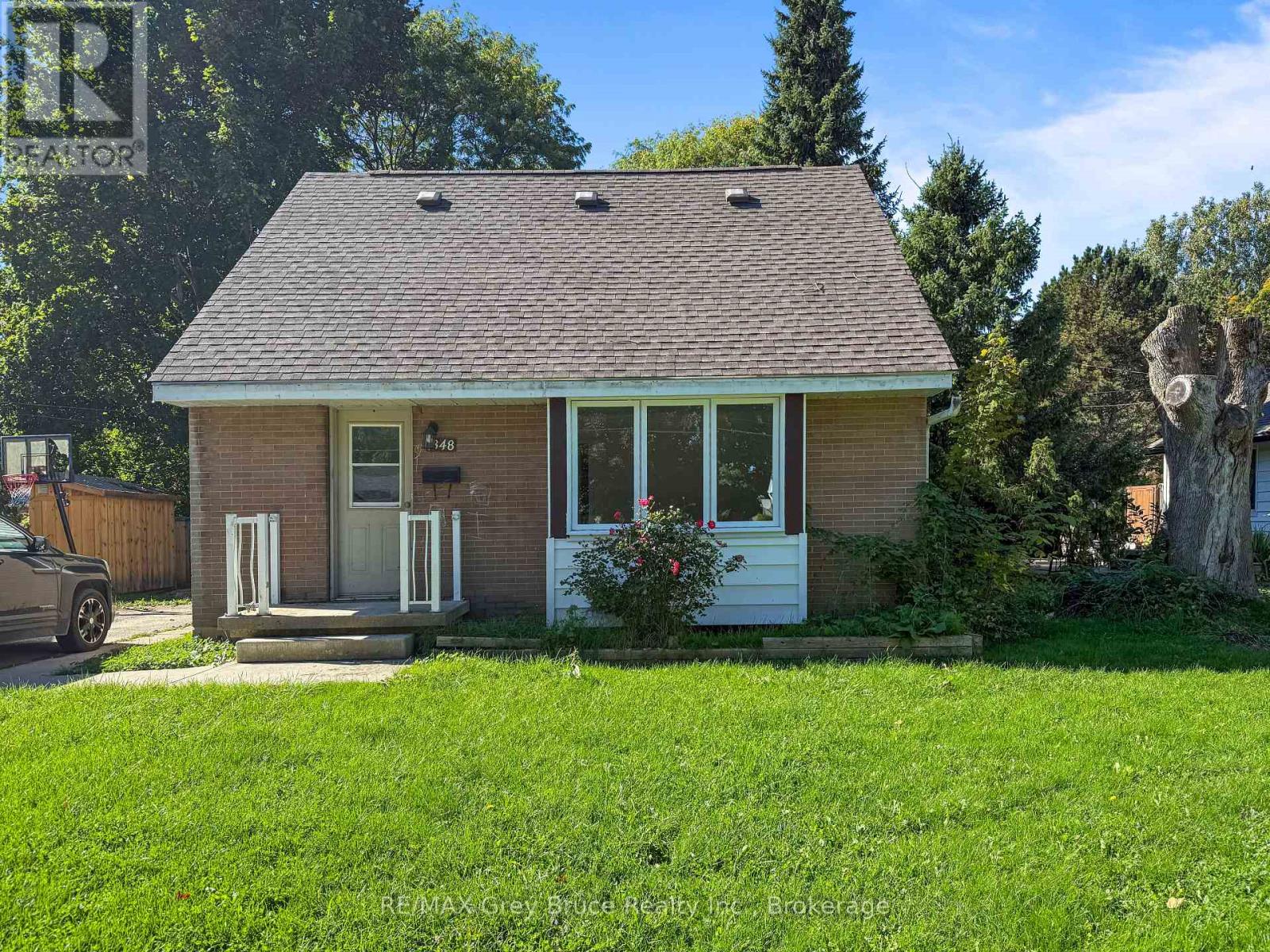1348 Seventh Ave W, Owen Sound, ON N4K 5M4