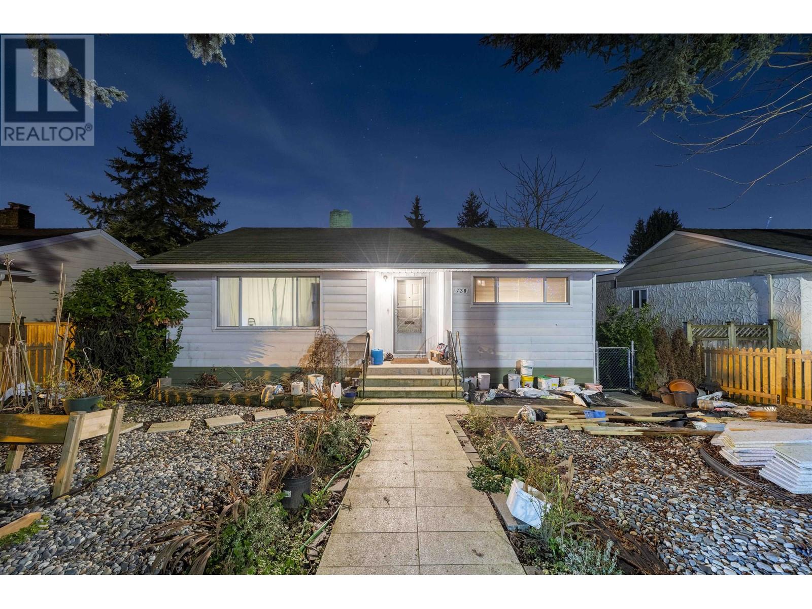 120 Glover Ave, New Westminster, BC V3L 2A6