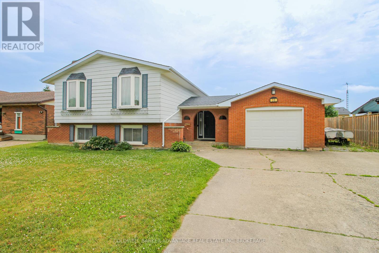 36 Wellbrook Blvd, Welland, ON L3C 5T4