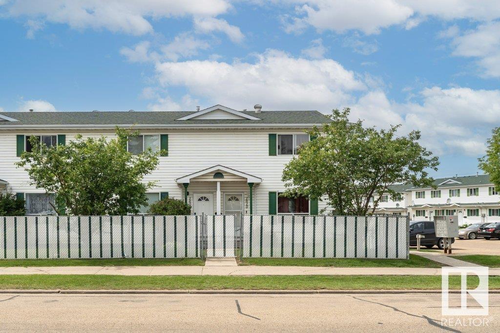 1608 Mill Woods Rd E NW, Edmonton, AB T6L 6W4